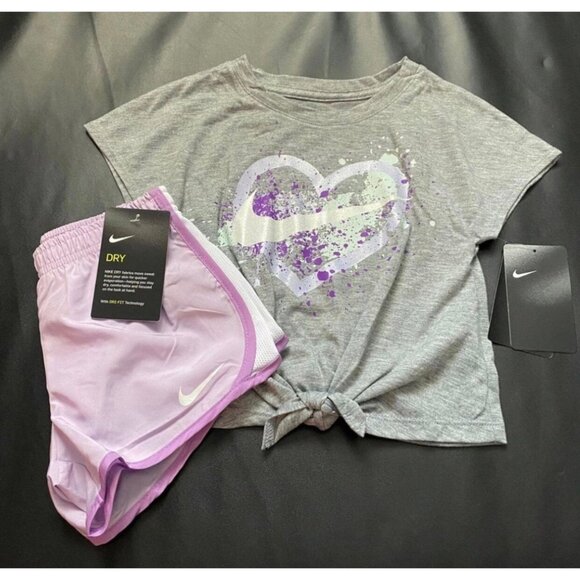 NWT Nike Glitter Athletic Set Girls Size 5 - Picture 1 of 3